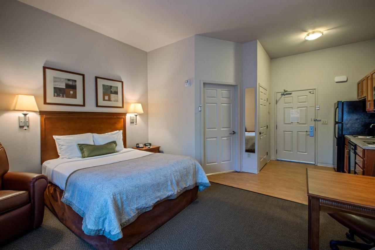 Candlewood Suites Lakewood, An Ihg Hotel Exteriér fotografie